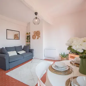 4 Couchages Aux Pieds Des Musees - Wifi Appartement
